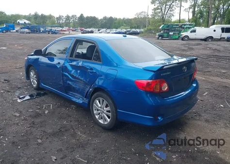 2010 Toyota Corolla S z USA, uszkodzony, nr VIN 2T1BU4EE7AC465665